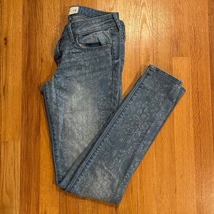Abercrombie & Fitch Women’s Skinny Floral Print Light Wash Jeans